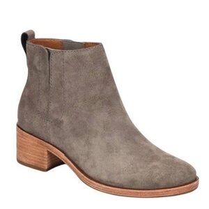 Kork-Ease Mindo booties - Grey Suede
Women’s size 11M